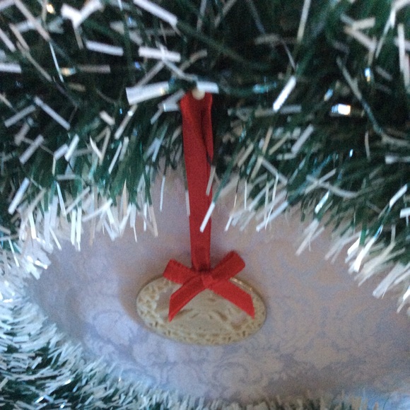 Lenox Christmas Ornament Angel with Horn Yuletide - Picture 7 of 15